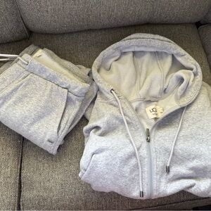 UGG Light Gray Fleece Lounge Set
